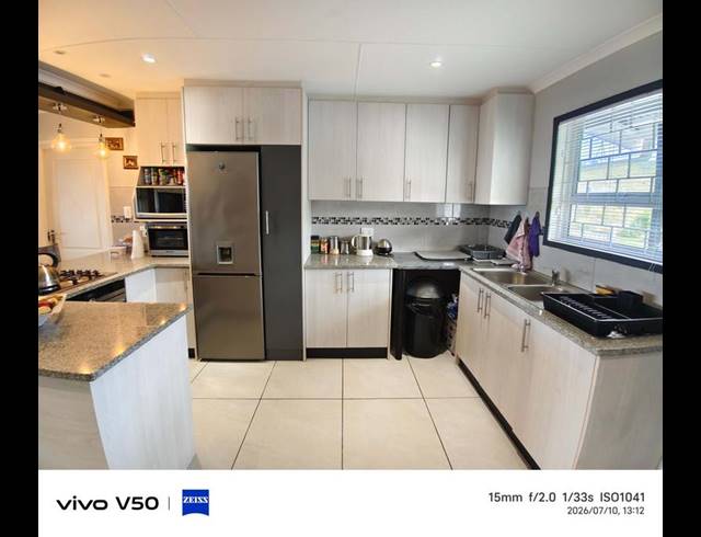 3 BEDROOM HOUSE FOR SALE IN HARTENBOS HEUWELS